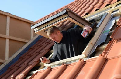 Pose de fenêtres de toit Velux à Aouze